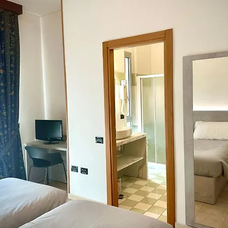 Hotel Leonardo