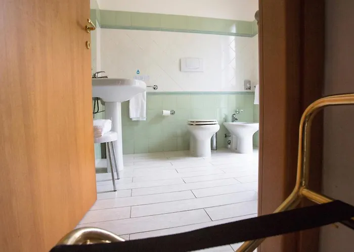 Leonardo Hotel 3*
