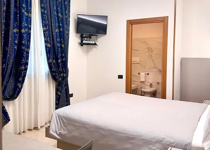 Hotel Leonardo 3*