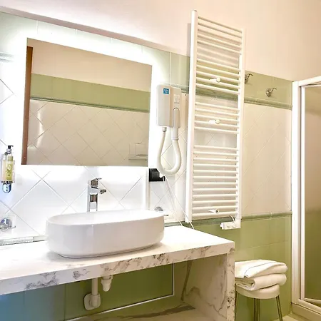 Otel Leonardo Brescia
